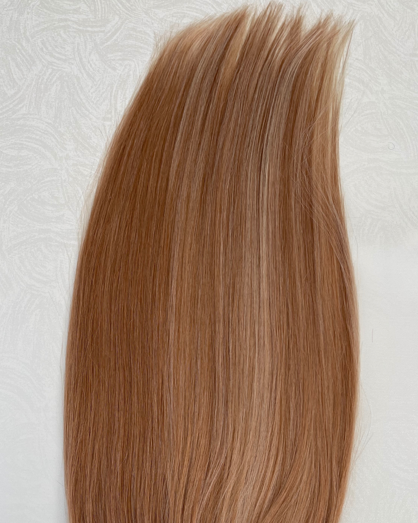 26” 200g Tape-In Weft Bio-Protein Fibre Dark Blonde Highlighted