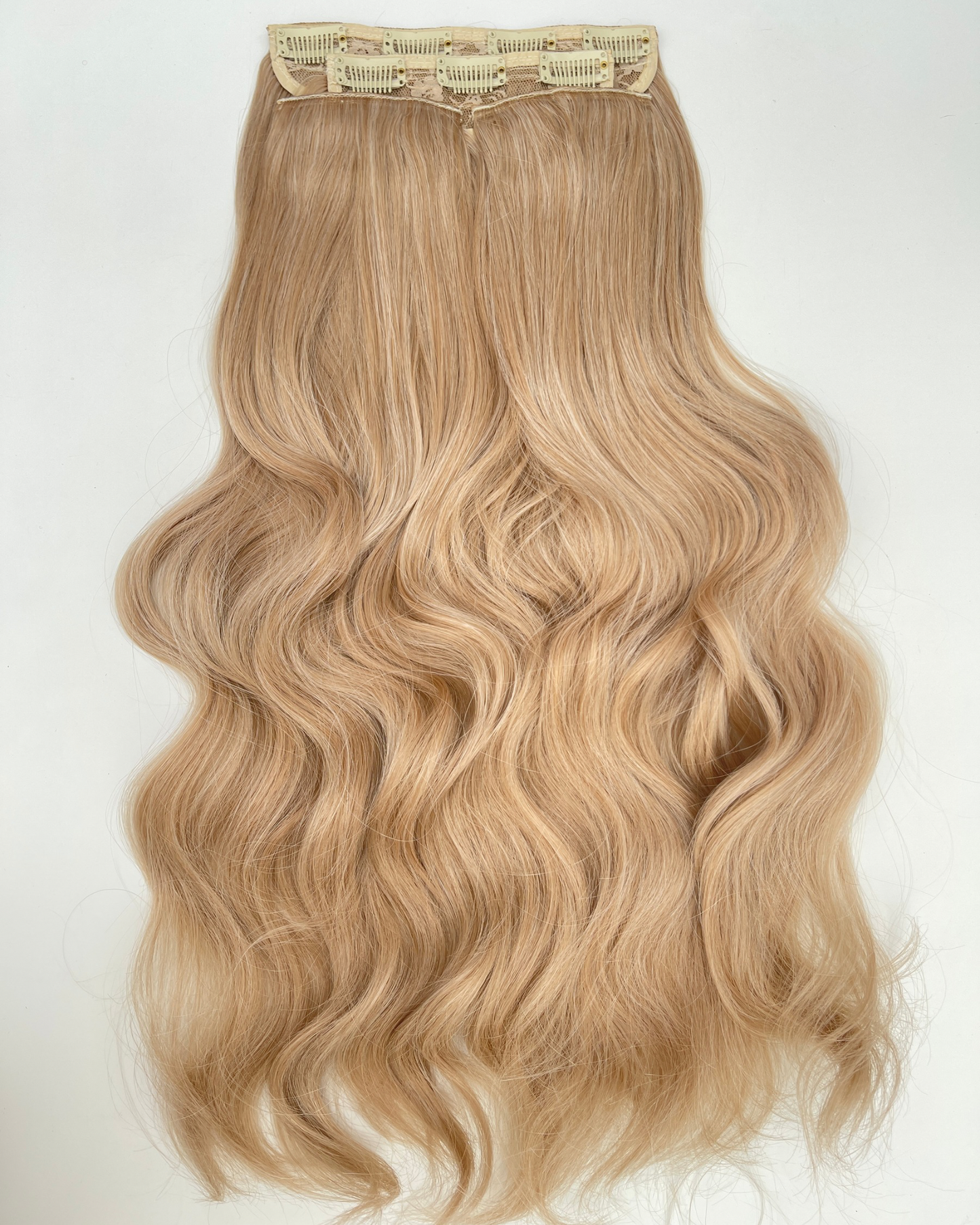 24’ Wavy 220g Bio-Protein Fibre Clip-in Hair Extensions - Honey Blonde